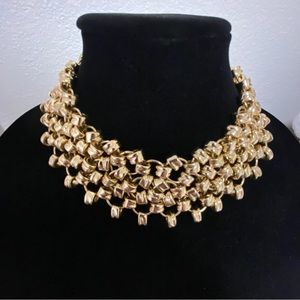Gold Tone Chunky Linked Ring Choker/Bib Necklace 16”-19” NWOT